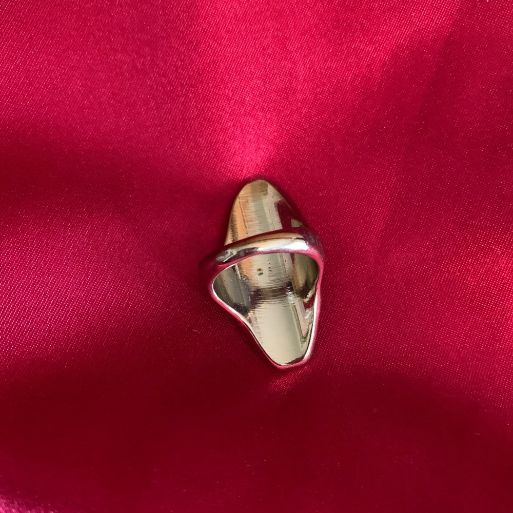 Silver Marcasite Ring - Picture 5 of 9